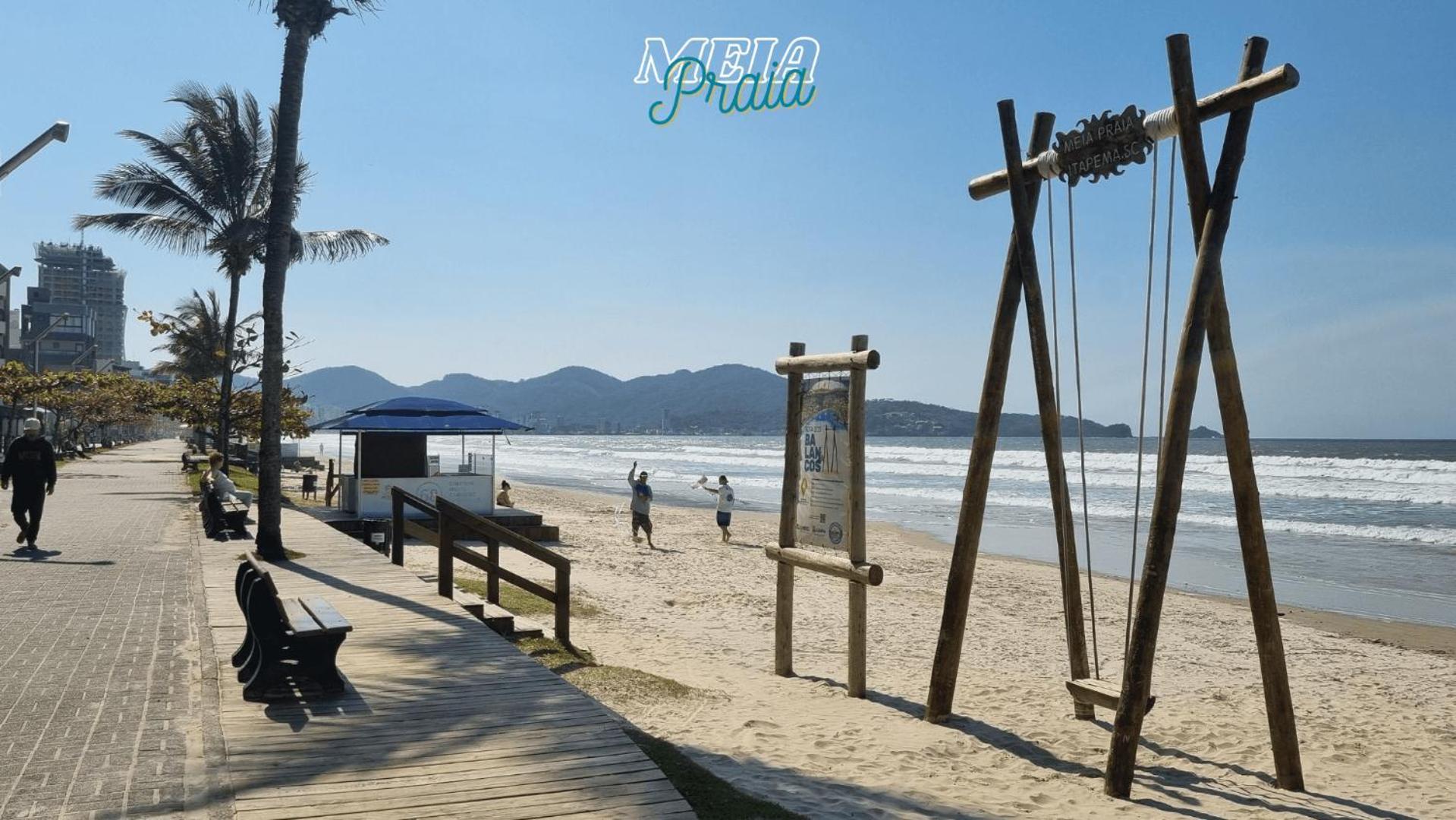 Aps Em Container Na Meia Praia, Itapema, Sc - Tetto Stays 외부 사진